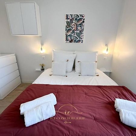 Le Petit Saint Louis Apartamento Versalhes Exterior foto